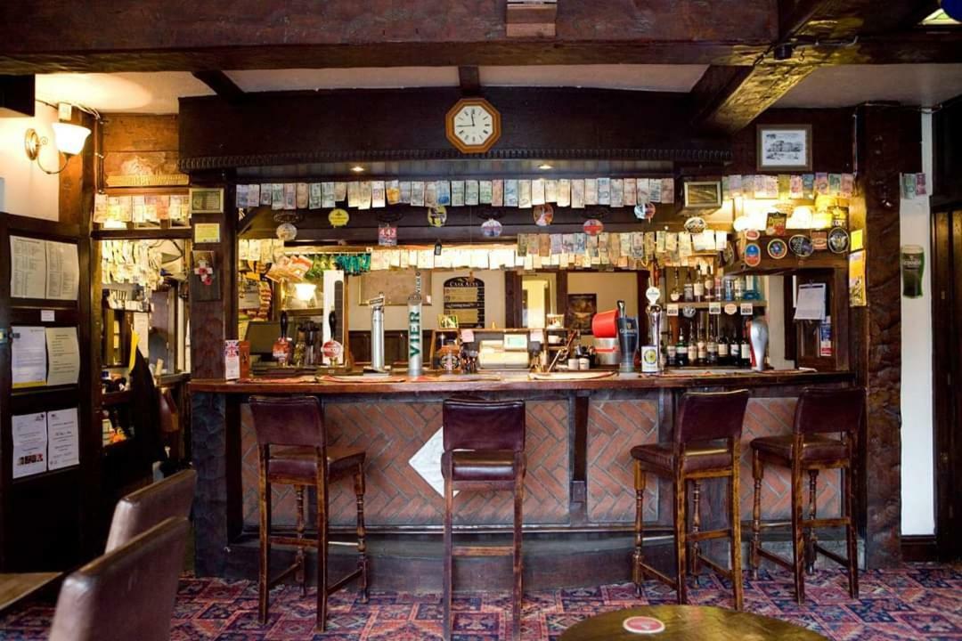 The Kings Arms Bed & Breakfast Wilmslow Ngoại thất bức ảnh
