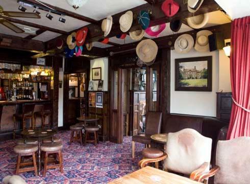 The Kings Arms Bed & Breakfast Wilmslow Ngoại thất bức ảnh