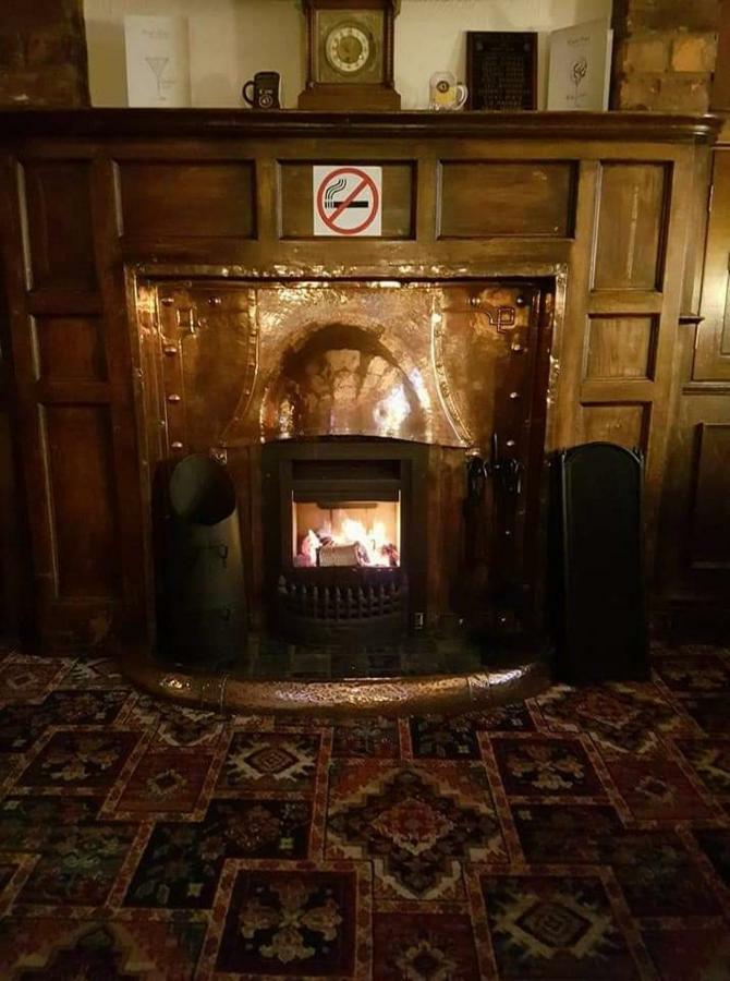 The Kings Arms Bed & Breakfast Wilmslow Ngoại thất bức ảnh
